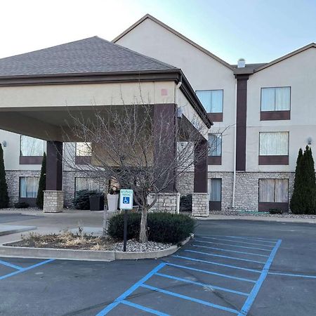 Spark By Hilton La Crosse Onalaska Exterior foto