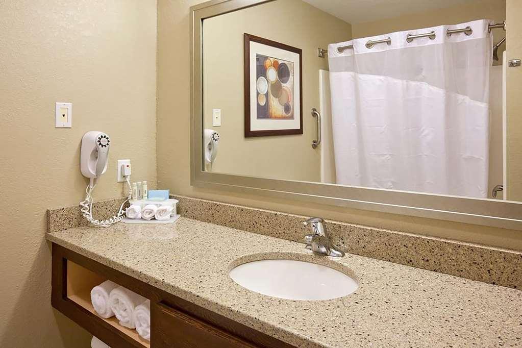 Spark By Hilton La Crosse Onalaska Quarto foto